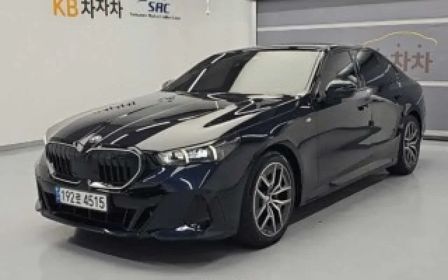 모하비더마스터 중고차 5시리즈 (G60) 520i 매물 사진 1 - 2024/01 25,981km