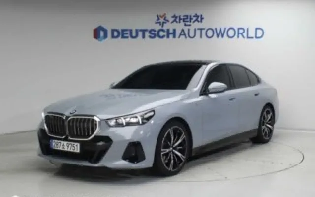 모하비더마스터 중고차 5시리즈 (G60) 530i xDrive 매물 사진 5 - 2024/10 11,717km